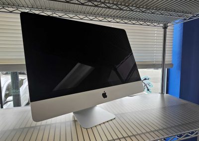 iMac 21.5″ 2015 – $499